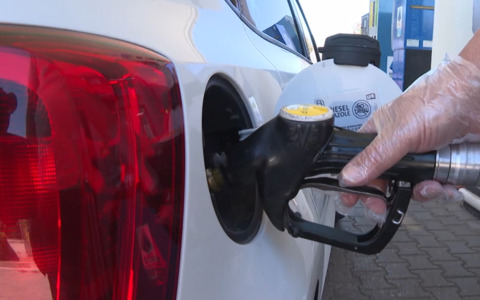 Gasolio, finito lo sconto: da oggi aumenti di 6,1 centesimi. L’atteso decreto per le accise mobili non è stato pubblicato