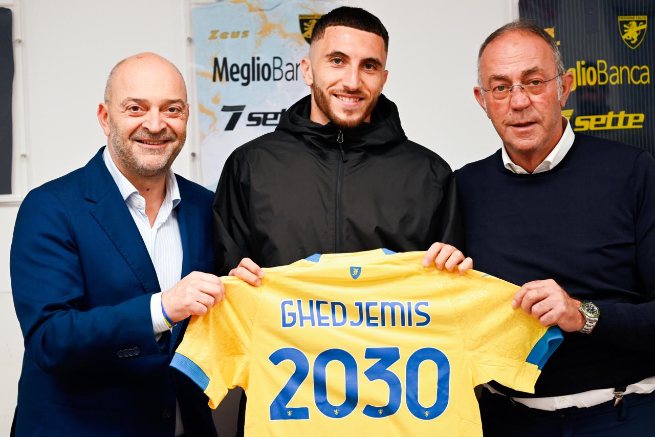 Il Frosinone blinda Ghedjemis fino al 2030