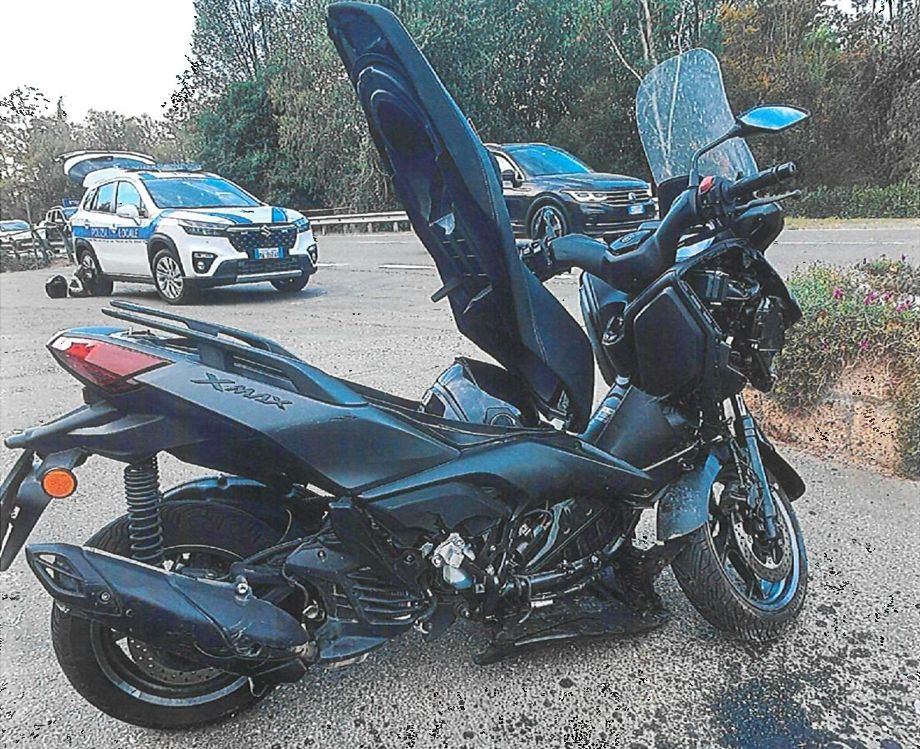 Incidente in scooter sulla via Emilia, grave un 17enne di San Lazzaro