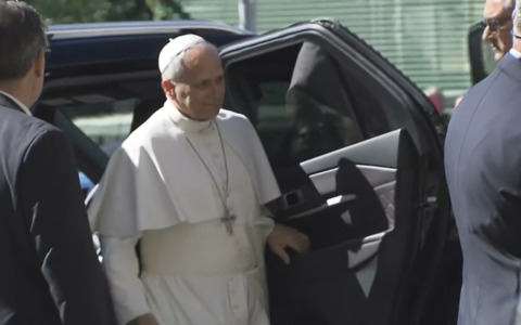 Leone XIV dimesso dal Gemelli, domenica l’Angelus in Vaticano