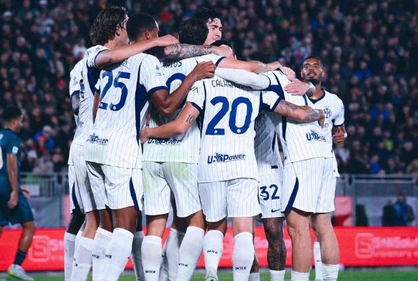 L’Inter passa a Venezia con due autogol