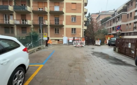 Lo ‘stradello’ di via Zoccoli, per il Tar “è di proprietà pubblica”. Al Comune spettano i lavori di ripristino