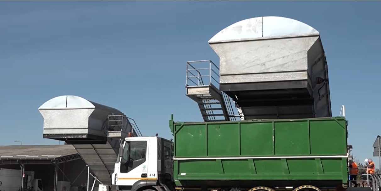Locci chiede più chiarezza sui costi dei nastri trasportatori di Amag Ambiente