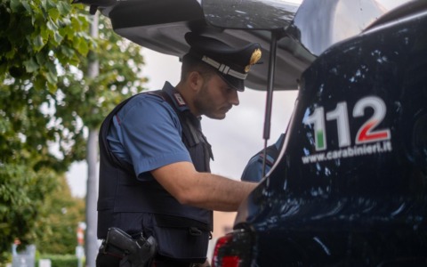 Mentana e Fonte Nuova: blitz dei Carabinieri sulla “movida”, 9 denunciati e bar chiuso