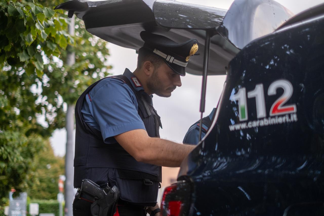 Mentana e Fonte Nuova: blitz dei Carabinieri sulla “movida”, 9 denunciati e bar chiuso