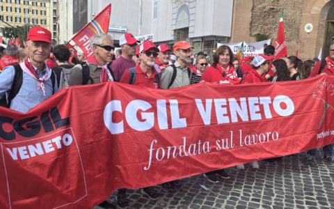 Migliaia a Roma per la manifestazione nazionale della Cgil
