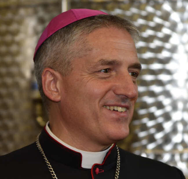 Monsignor Vittorio Viola da Tortona ai vertici del Vaticano: nominato vicario generale del Papa