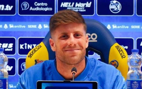 Napoli – Frosinone, Bracaglia: “Servirà una grande prova”. Allegri. “Avversario che sta facendo bene ma noi dobbiamo vincere”