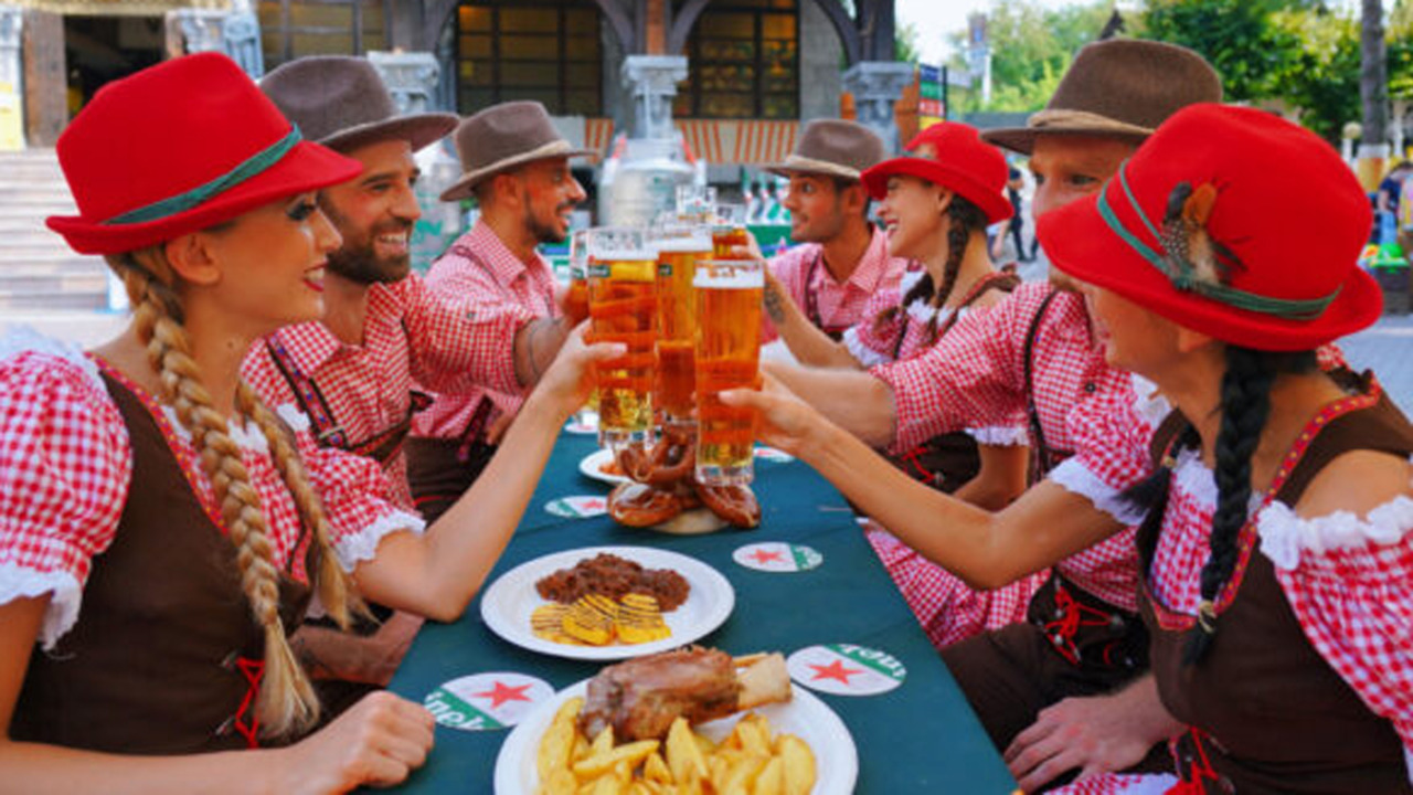 Oktober Fest 2026 ad Assago tra street food, concerti e giostre per bambini