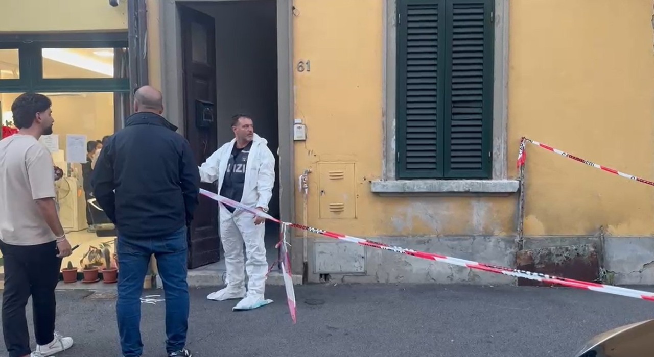 Omicidio in via Marini a Prato, il killer parla di droga ma spunta l’ombra dell’incendio al Soccorso