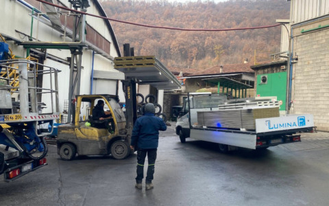 Operaio muore schiacciato in un cestello a Sarezzo