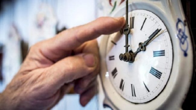 Ora solare, si dorme un’ora in più ma non il beneficio non si vede