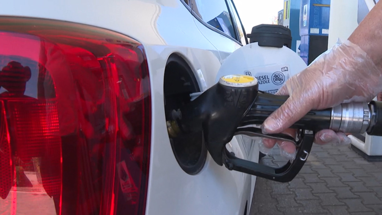 Carburanti, rifornimenti in crisi in Calabria, si teme il fermo dei camion