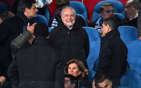 Napoli, Rizzetta rilancia: offerta fino a 1,6 miliardi