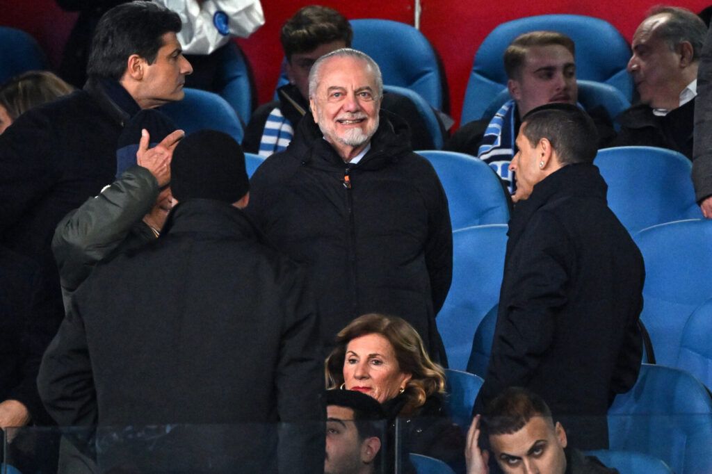 Napoli, Rizzetta rilancia: offerta fino a 1,6 miliardi