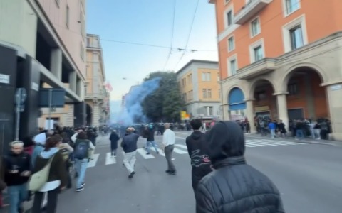 Sabato di contestazione e di passione: crollo del commercio del 50%