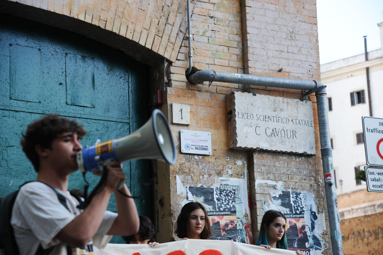 Scatta l’autunno caldo delle scuole: occupato il liceo Cavour