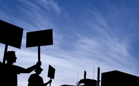 Sciopero generale a Torino, corteo da piazza Palazzo di Città