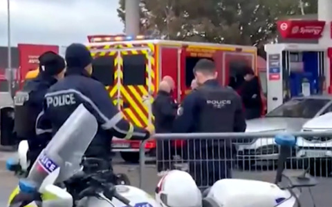 Sparatoria a Trappes, un morto e quattro feriti