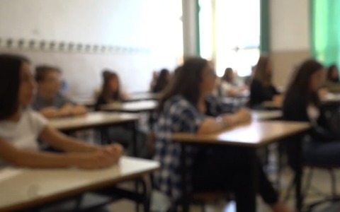 Torino, parla il prof aggredito: “Violenza immotivata”. Scuola pronta a punire il 14enne