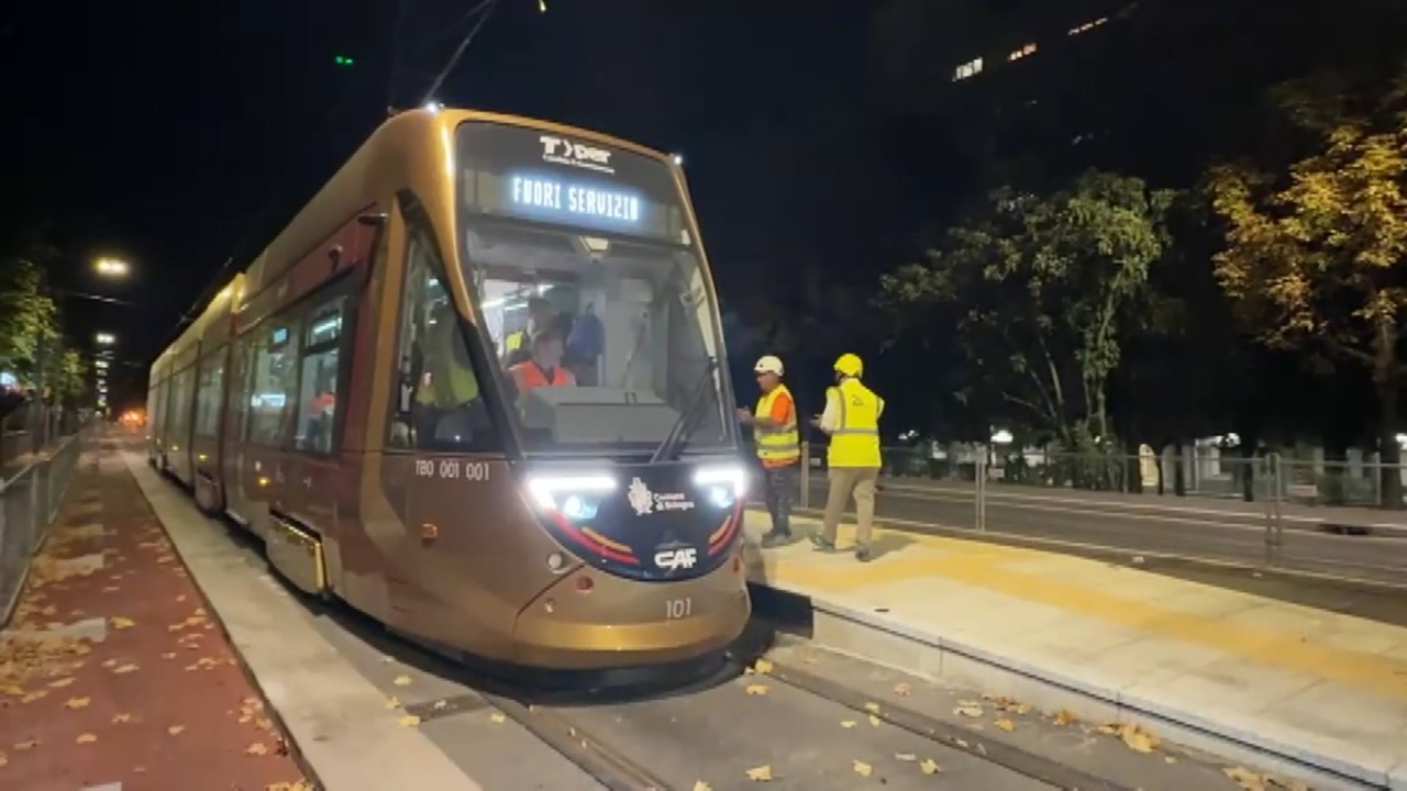 Tram, al via il primo collaudo su strada
