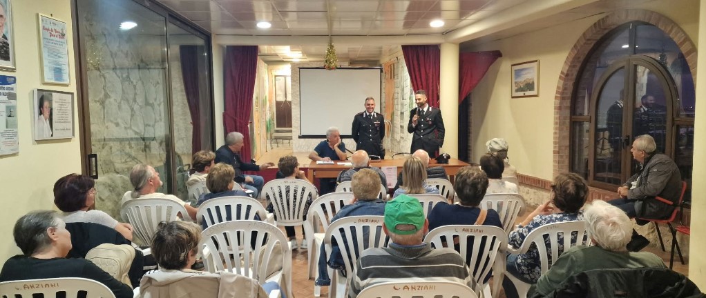 Truffe agli anziani, incontro formativo con i Carabinieri